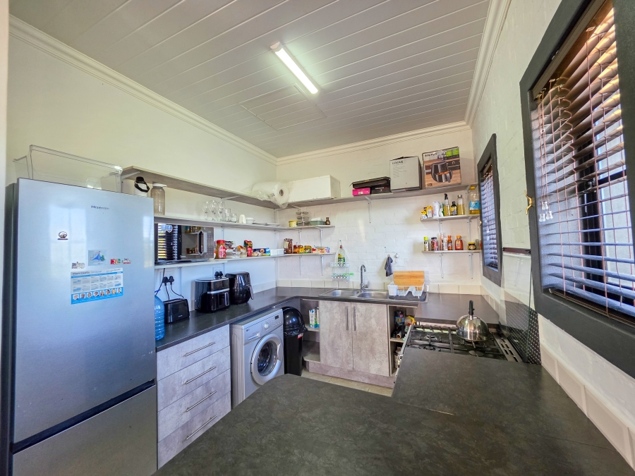 3 Bedroom Property for Sale in Stilbaai Wes Western Cape